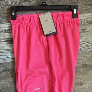 NWT Nike WOMENS Hot Pink SHORTS XS